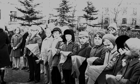 Приём детей в пионеры | Дети. 1974 г., г.Северодвинск. Фото #C205.