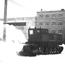 Первый снегоочиститель марки ДЭ-212-А | Транспорт. 1974 г., г.Северодвинск. Фото #C159.