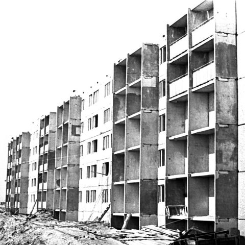 Строится дом подпорожской серии | Строительство. 1974 г., г.Северодвинск. Фото #C259.