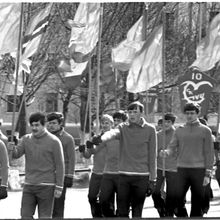 Демонстрация 1 мая | Общественная жизнь. 1975 г., г.Северодвинск. Фото #C77.