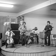 Выступление музыкальной группы | Общепит. 1975 г., г.Северодвинск. Фото #C1617.