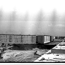 Вид на новый квартал пятиэтажных домов | Строительство. 1975 г., г.Северодвинск. Фото #C118.