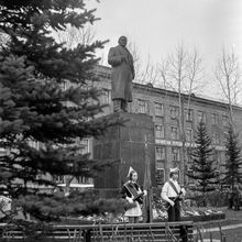 Почетный караул | Общественная жизнь. 1975 г., г.Северодвинск. Фото #C1698.