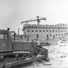Строительство больничного корпуса | Строительство. 1976 г., г.Северодвинск. Фото #C14559.