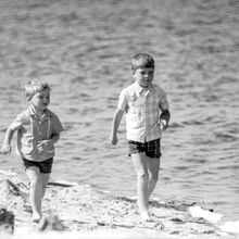 На отдыхе | Дети. 1978 г., г.Северодвинск. Фото #C12908.