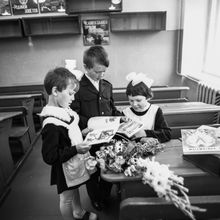 Первоклассники | Школа. 1978 г., г.Северодвинск. Фото #C7155.