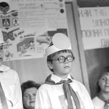 Участники игры по правилам дорожного движения | Школа. 1978 г., г.Северодвинск. Фото #C13013.