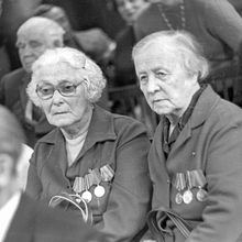 Встреча ветеранов  | Ветераны. 1978 г., г.Северодвинск. Фото #C13065.