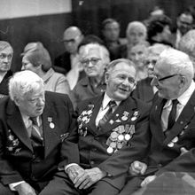 Встреча ветеранов  | Ветераны. 1978 г., г.Северодвинск. Фото #C13079.