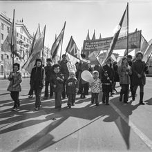 Первомайская демонстрация | Общественная жизнь. 1978 г., г.Северодвинск. Фото #C9108.
