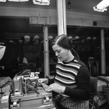 На швейном производстве | Предприятия. 1978 г., г.Северодвинск. Фото #C7226.
