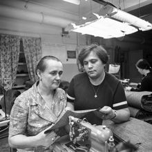На швейном производстве | Предприятия. 1978 г., г.Северодвинск. Фото #C7230.
