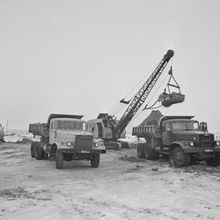 Строительная техника | Транспорт. 1979 г., г.Северодвинск. Фото #C353.