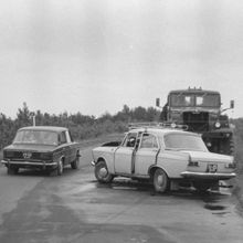Автомобильная авария | Транспорт. 1979 г., г.Северодвинск. Фото #C390.