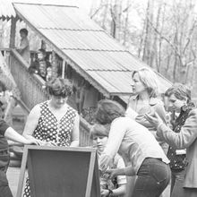 Телевизионные съемки в парке | Культура. 1979 г., г.Северодвинск. Фото #C2325.