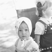 Маленькая девочка | Дети. 1979 г., г.Северодвинск. Фото #C2539.