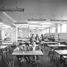 пионеры в школьной столовой | Общепит. 1979 г., г.Северодвинск. Фото #C737.