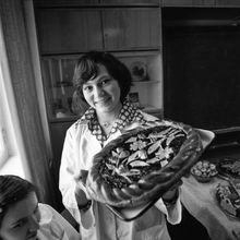 кондитер с пирогом | Общепит. 1979 г., г.Северодвинск. Фото #C739.