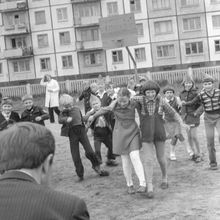 Эстафета в детском школьном лагере | Школа. 1979 г., г.Северодвинск. Фото #C2543.