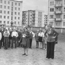 Мероприятие в детском школьном лагере | Школа. 1979 г., г.Северодвинск. Фото #C2570.