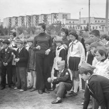 Мероприятие в детском школьном лагере | Школа. 1979 г., г.Северодвинск. Фото #C2571.