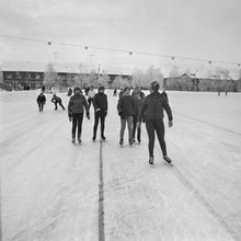 На занятии секции конькобежцев | Спорт. 1979 г., г.Северодвинск. Фото #C894.