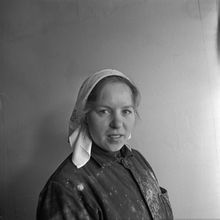 портрет женщины-маляра | Строительство. 1979 г., г.Северодвинск. Фото #C913.