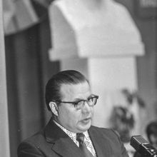 Выступление докладчика на собрании | Общественная жизнь. 1979 г., г.Северодвинск. Фото #C2356.