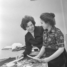 Работницы швейного производства | Предприятия. 1979 г., г.Северодвинск. Фото #C2460.