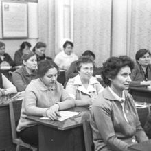 На производственном собрании | Горожане. 1980 г., г.Северодвинск. Фото #C15994.