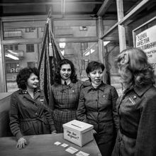Оценка качества обслуживания | Торговля. 1980 г., г.Северодвинск. Фото #C16006.