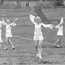 Выступление детского коллектива | Школа. 1980 г., г.Северодвинск. Фото #C3961.