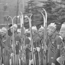 Участники лыжных гонок | Спорт. 1981 г., г.Северодвинск. Фото #C15377.