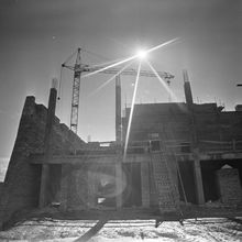 Строится здание | Строительство. 1980 г., г.Северодвинск. Фото #C16096.