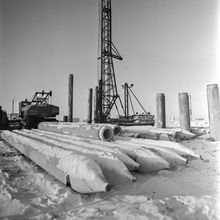 Сваи | Строительство. 1980 г., г.Северодвинск. Фото #C16106.