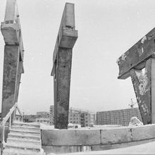 Строится дом | Строительство. 1980 г., г.Северодвинск. Фото #C15764.