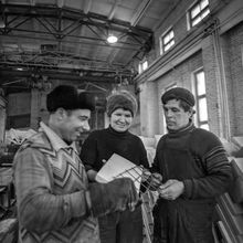 В цехе доборных изделий | Предприятия. 1980 г., г.Северодвинск. Фото #C16215.