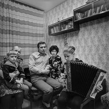 Семья | Горожане. 1981 г., г.Северодвинск. Фото #C12812.