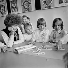 Детский школьный лагерь | Школа. 1982 г., г.Северодвинск. Фото #C14681.