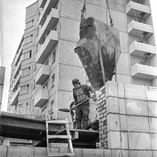 На строительстве | Строительство. 1983 г., г.Северодвинск. Фото #C12019.