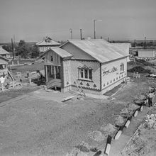 Строятся новые дома в деревне | Строительство. 1983 г., г.Северодвинск. Фото #C12065.
