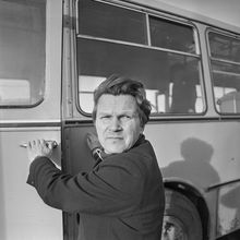 Водитель автобуса | Транспорт. 1984 г., г.Северодвинск. Фото #C1325.