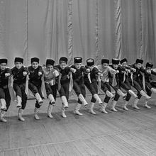 Танцевальный коллектив | Культура. 1984 г., г.Северодвинск. Фото #C1364.