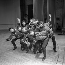 Танцевальный коллектив | Культура. 1984 г., г.Северодвинск. Фото #C1365.