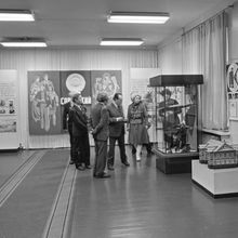 Экскурсия по музею | Культура. 1984 г., г.Северодвинск. Фото #C1376.