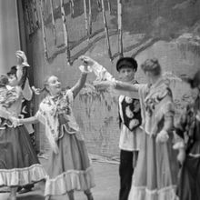 Русский народный танец | Культура. 1984 г., г.Северодвинск. Фото #C1400.
