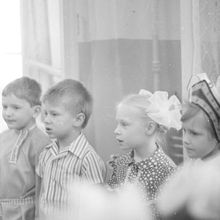 На утреннике в детском саду | Дети. 1984 г., г.Северодвинск. Фото #C1440.
