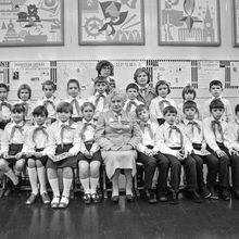 Общая групповая фотография класса | Школа. 1984 г., г.Северодвинск. Фото #C1853.