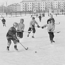 Момент игры. Хоккей | Спорт. 1984 г., г.Северодвинск. Фото #C1922.