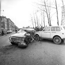 Автоавария | Транспорт. 1987 г., г.Северодвинск. Фото #C13288.